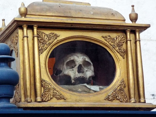 The skull relic of St. Richarius