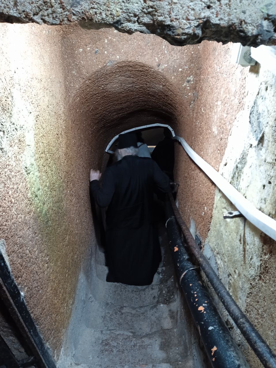 At the Tomb of the Four-day Lazarus- 2022 RTOC Pilgrimage to the Holy ...